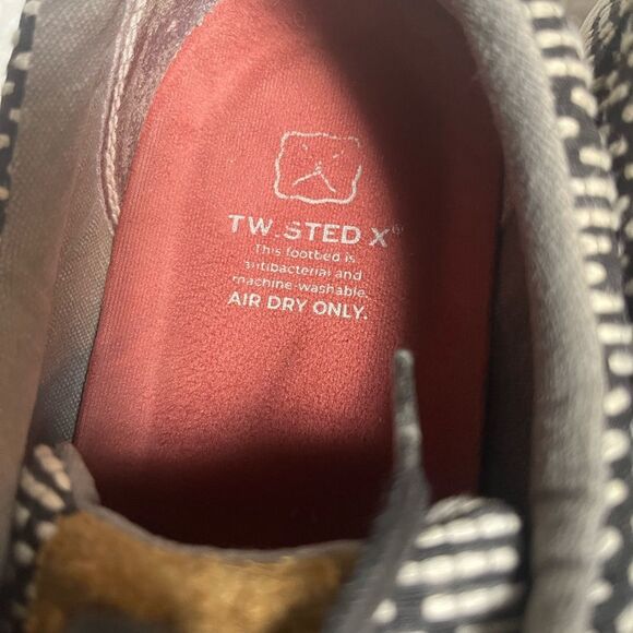 Twisted Black and Cream Geometric Patterned men’s Sneakers SZ11M - Picture 8 of 10